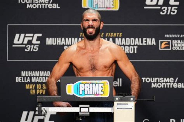 
Aiemann Zahabi Height, Weight, Net Worth, Age, Birthday, Wikipedia, Who, Nationality, Biography 