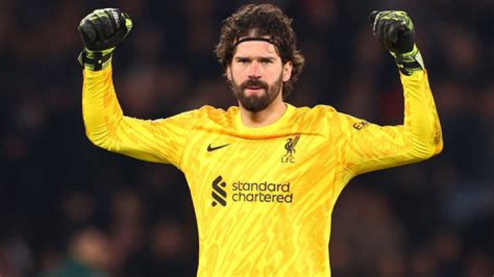 Alisson Becker Height, Weight, Net Worth, Age, Birthday, Wikipedia, Who, Nationality, Biography