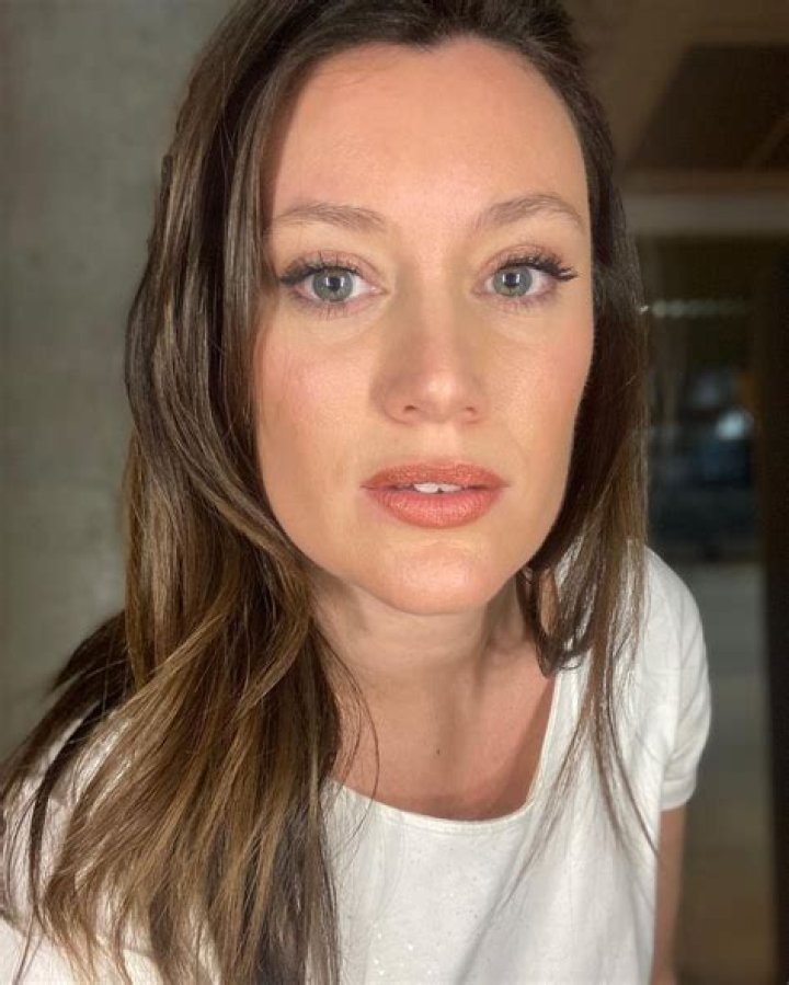 Alix Dauge Jambes Height, Weight, Net Worth, Age, Birthday, Wikipedia, Who, Nationality, Biography