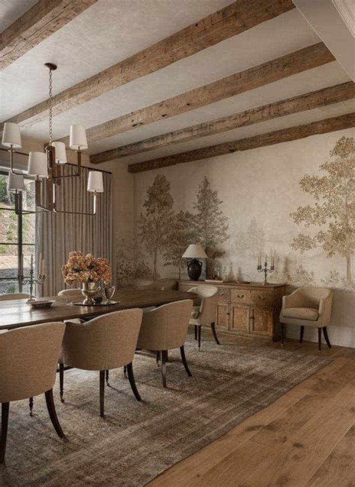 
Amber Lewis Interiors Husband Mike R Lewis and Married Life 
