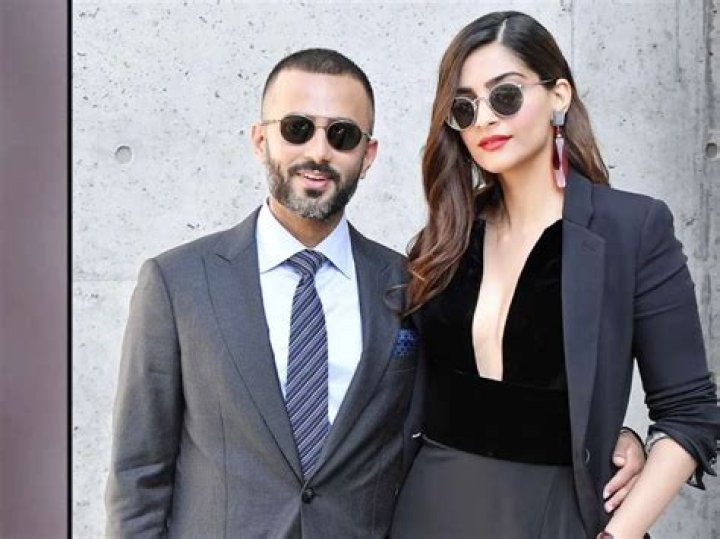 
Anand Ahuja Height, Weight, Net Worth, Age, Birthday, Wikipedia, Who, Nationality, Biography 