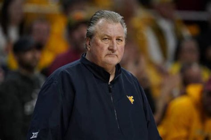 Bob Huggins Height, Weight, Net Worth, Age, Birthday, Wikipedia, Who, Instagram, Biography