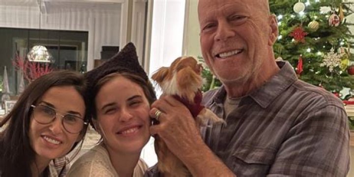 
Bruce Willis and Demi Moore Smile with Daughter Tallulah in Holiday Photo: ‘I Love My Parents’ 