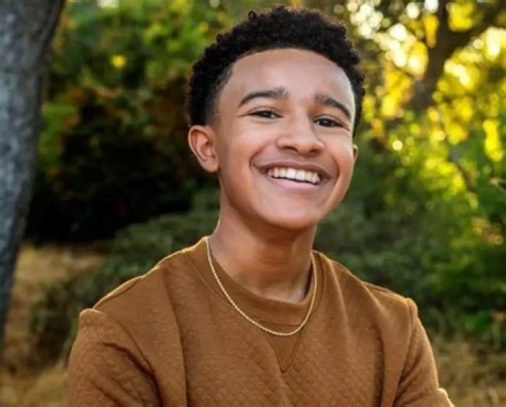 Cameron J. Wright Height, Weight, Net Worth, Age, Birthday, Wikipedia, Who, Instagram, Biography