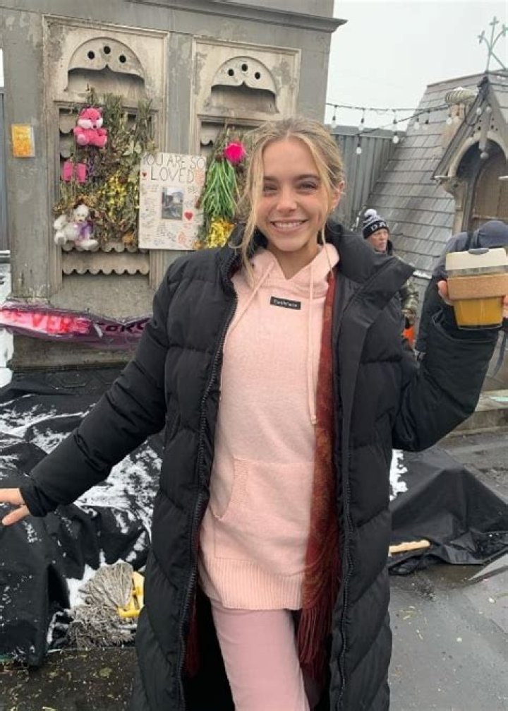 Casimere Jollette Height, Weight, Net Worth, Age, Birthday, Wikipedia, Who, Instagram, Biography