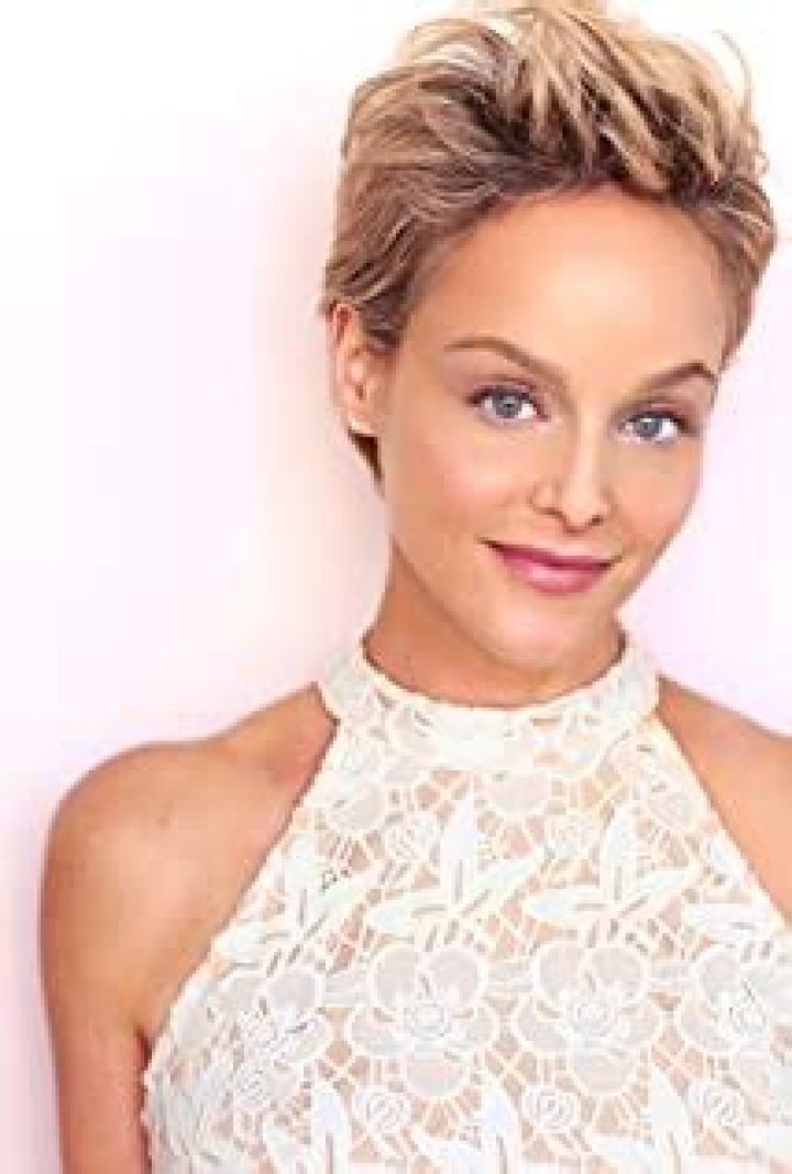 Dana Daurey Height, Weight, Net Worth, Age, Birthday, Wikipedia, Who, Nationality, Biography