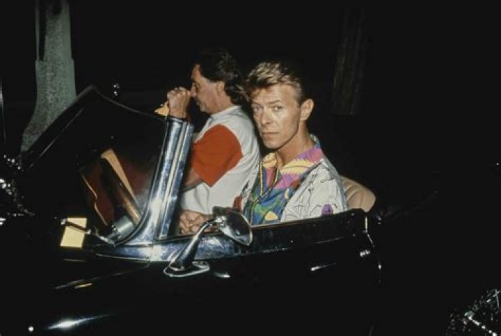 
David Bowie Was Reportedly Romantically Linked to Some Huge Stars 