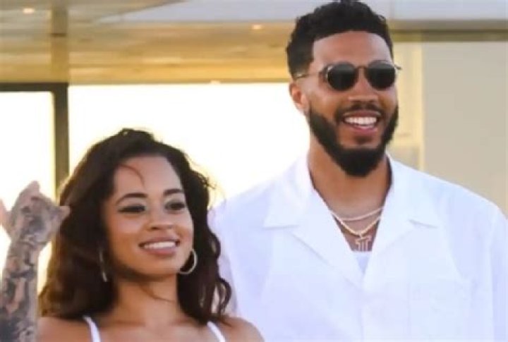 
Does Jayson Tatum Have A Wife or Girlfriend? 