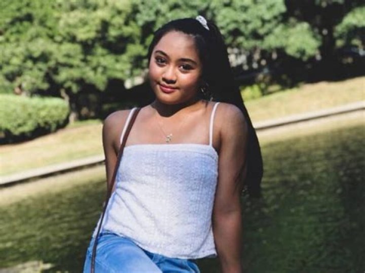 Emma Malabuyo Height, Weight, Net Worth, Age, Birthday, Wikipedia, Who, Nationality, Biography