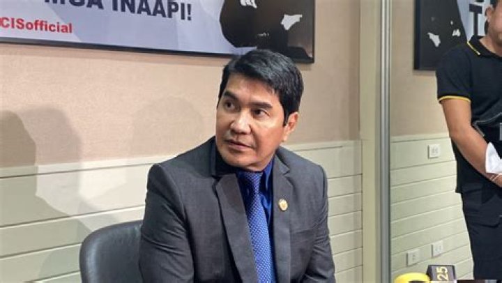 
Filipino Presenter Ramon Mon Tulfo Arrested In Manila Over Libel Case & Jail Sentence 