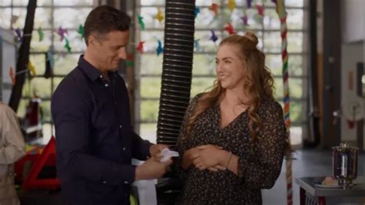 Jessica Sipos’s Chespheare Shore Character Sarah Mercer Is Pregnant As The New Episode Leads To An Intervention