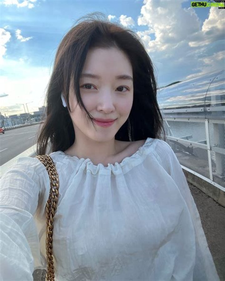 Jo Woo-ri Height, Weight, Net Worth, Age, Birthday, Wikipedia, Who, Nationality, Biography