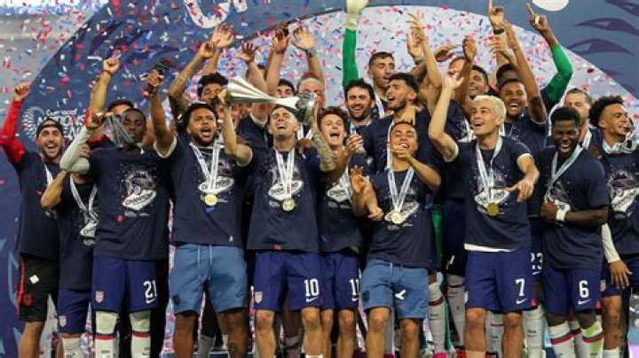 
Joe Biden Calls U.S. Men’s Soccer Team to Wish Them Luck Ahead of 2022 FIFA World Cup 