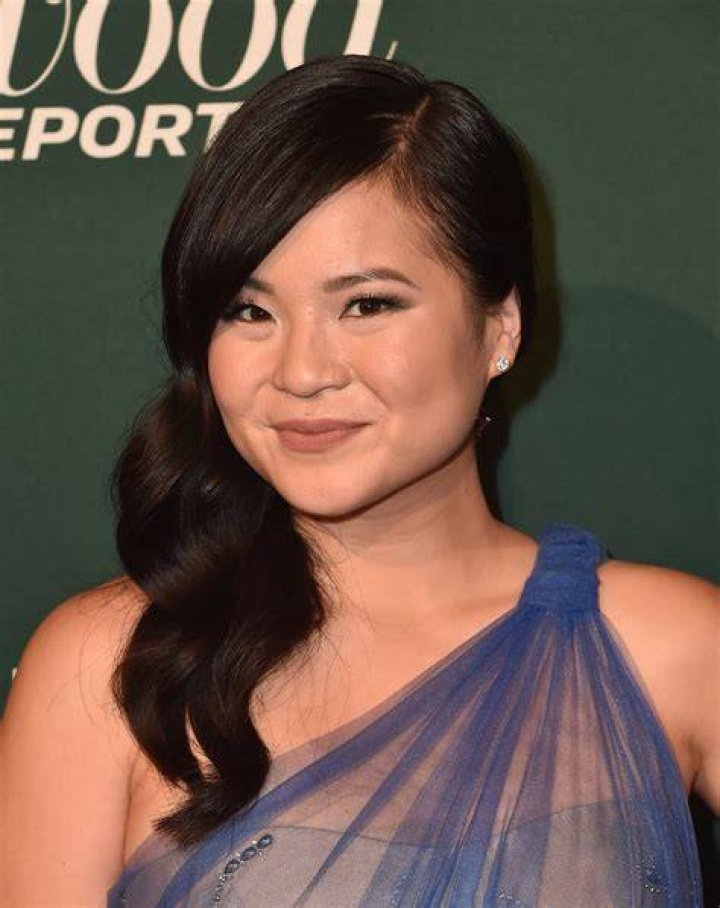 Kelly Marie Tran Height, Weight, Net Worth, Age, Birthday, Wikipedia, Who, Instagram, Biography