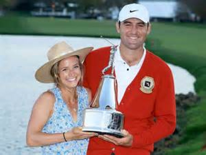 
Meet Scottie Scheffler’s Wife Meredith As He Closes In On Masters Glory 