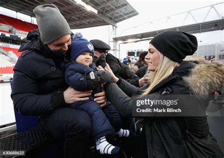 Meet Tyler Bozak Wife Molly Robinson, What Is The Age Of Their Children?