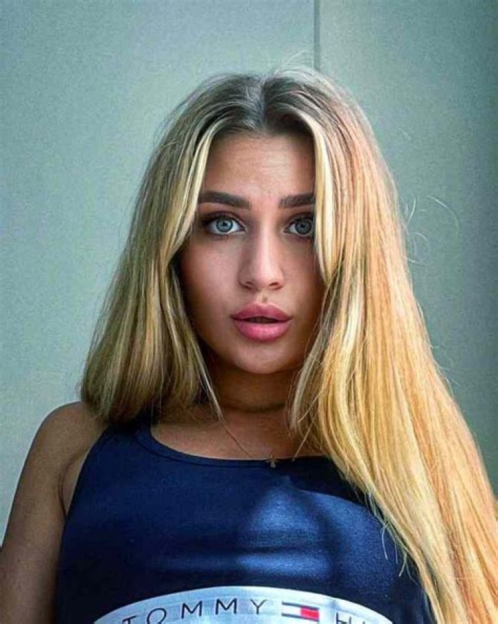 
Novaleesi Height, Weight, Net Worth, Age, Birthday, Wikipedia, Who, Nationality, Biography 