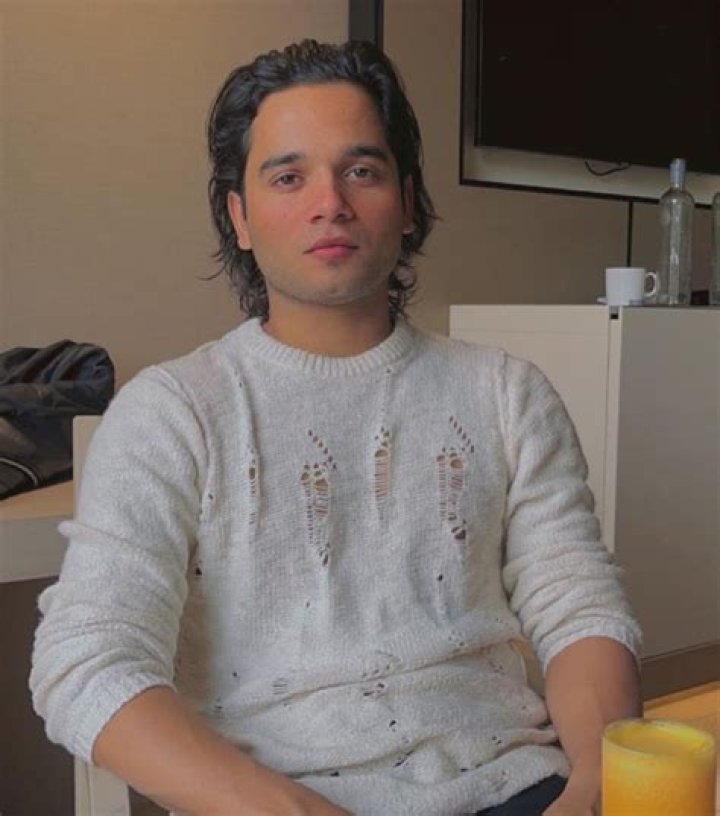 Parvi Sharma Height, Weight, Net Worth, Age, Birthday, Wikipedia, Who, Nationality, Biography