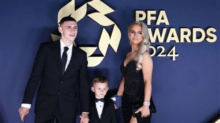 
Phil Foden Girlfriend 2022 Does Phil Foden Have A Girlfriend 