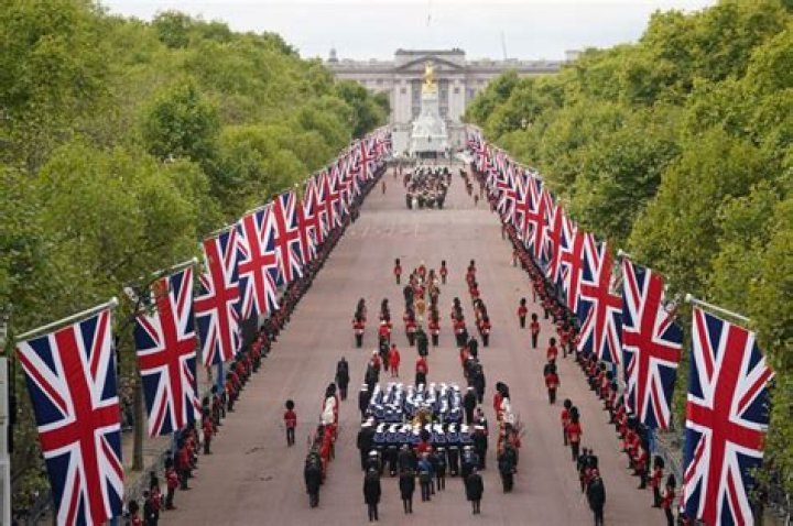 
Queen Elizabeth II’s Funeral: Yemi Osinbajo To Represent President Buhari At The Funeral 