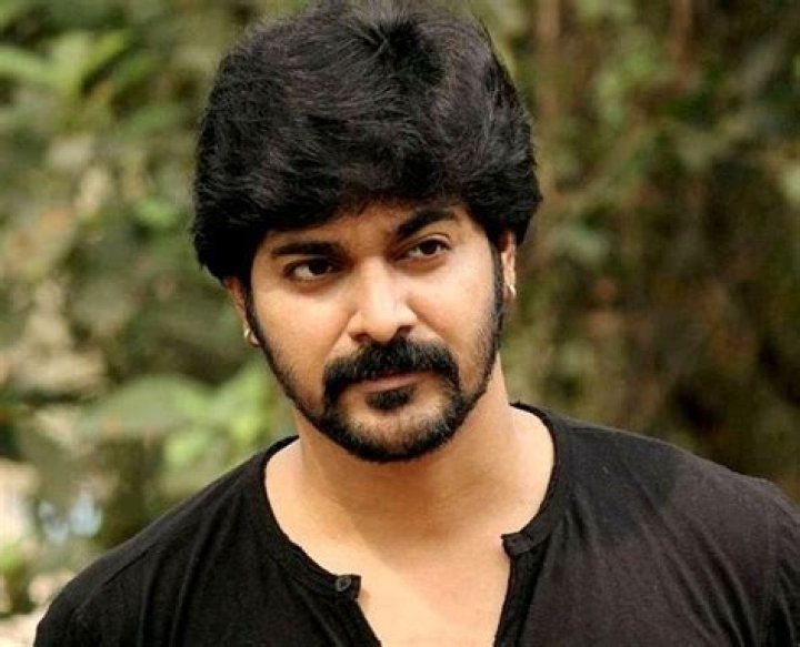 Srinish Aravind Height, Weight, Net Worth, Age, Birthday, Wikipedia, Who, Instagram, Biography