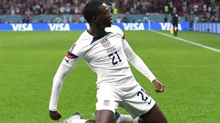 
Timothy Weah Height, Weight, Net Worth, Age, Birthday, Wikipedia, Who, Nationality, Biography 
