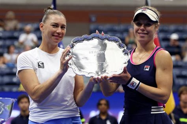 
Vera Zvonareva Height, Weight, Net Worth, Age, Birthday, Wikipedia, Who, Nationality, Biography 