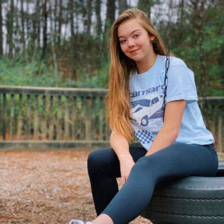 Whitney Bjerken Height, Weight, Net Worth, Age, Birthday, Wikipedia, Who, Nationality, Biography