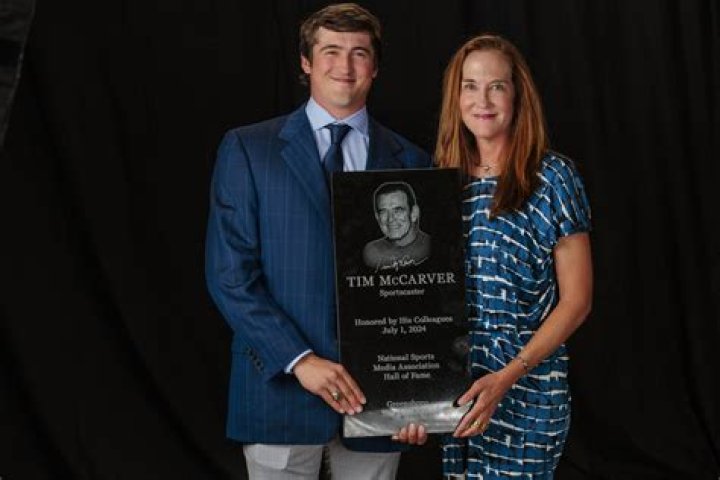 Who is Anne McDaniel? Baseball legend Tim McCarver’s wife