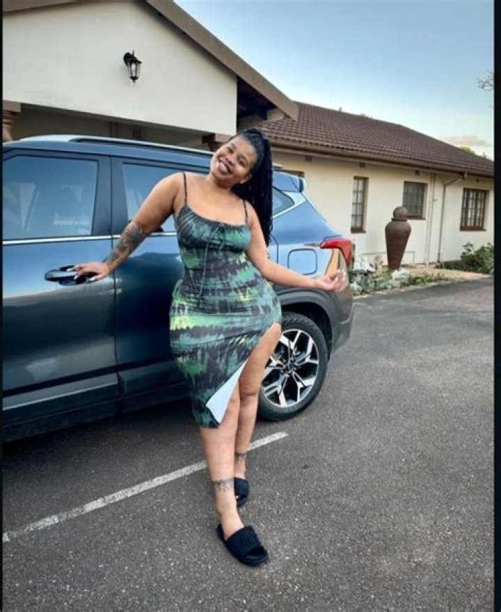 Xoli Mfeka Height, Weight, Net Worth, Age, Birthday, Wikipedia, Who, Instagram, Biography