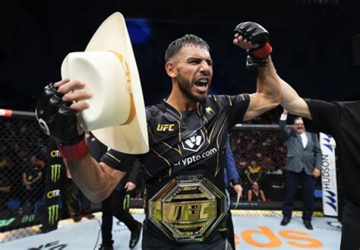 Yair Rodriguez Height, Weight, Net Worth, Age, Birthday, Wikipedia, Who, Nationality, Biography