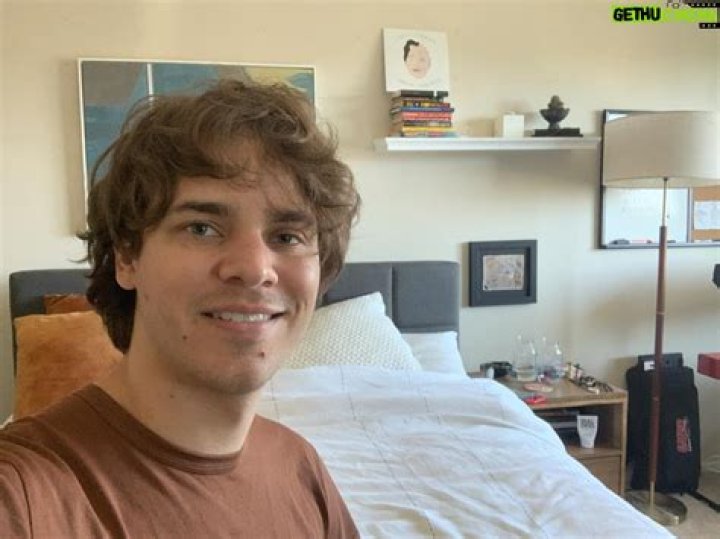 
YouTuber Gabriel Gundacker Allegations And Victims Testimonies Revealed On Twitter 
